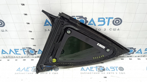 Tesla Model Y 20-25 rear right window with broken seal