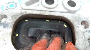 The left engine mount of a Jeep Compass 17-22 6-speed automatic transmission is cracked.