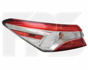 Light outer wing right Toyota Camry v70 18-20 halogen, light
