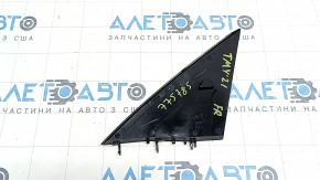 Tesla Model Y 20-25 right outer triangle mirror cover, gloss black, broken fasteners, scratches