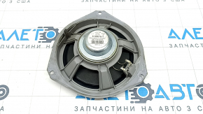 The front left door speaker of the Fiat 500L 14 is dented.
