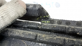 BMW 3 G20 19-22 front bumper upper absorber foam, crack in mount