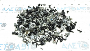 Ford Escape MK4 20 interior hardware - incomplete
