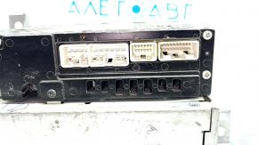 Toyota Avalon 2005-2007 radio tape recorder scratches, button defect