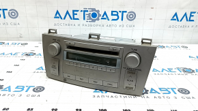 Tape player, CD changer, radio, dashboard Toyota Solara 2.4 04-06 scratches