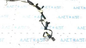 Wiring for the right tailgate of a Ford Escape MK4 20 - for electrical wiring