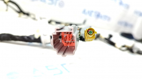 Wiring for the right tailgate of a Ford Escape MK4 20 - for electrical wiring