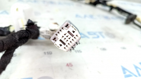 Wiring for the right tailgate of a Ford Escape MK4 20 - for electrical wiring