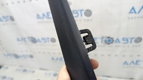 Jeep Cherokee KL 19-23 front left fender arch trim, scratches