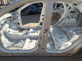 Left central body pillar Ford Escape MK4 20-24 on the body, bumpers