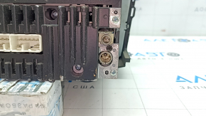 Tape recorder, radio, CD-player Toyota Rav4 06-12 scratches, chips