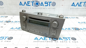 Tape player, CD changer, radio, dashboard Toyota Solara 2.4 04-06 scratches
