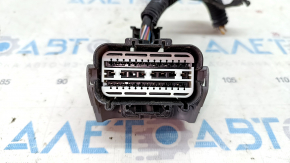 Feature for Fuse Box Ford Escape MK4 20- hybrid, plug-In