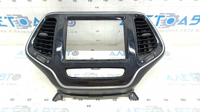 Jeep Cherokee KL 19-23 radio surround with air vents for a large display, scratches
