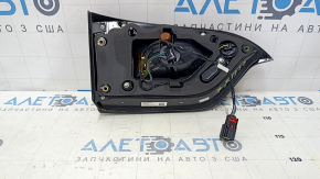 Right inner taillight for Jeep Cherokee KL 19-23, scratches
