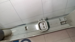 Jeep Cherokee KL 14-23 brake light scratches