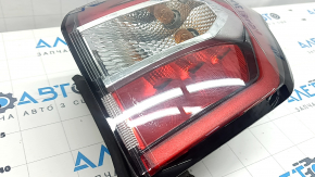 Ford Escape MK3 17-19 right outer fender light, scuffs