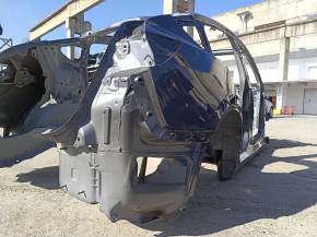 Tesla Model Y 20-25 rear right quarter wing on the body, cast side member, iron panel, graphite