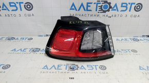 Left outer fender light for a Jeep Cherokee KL 19-23, scratches, and sand.