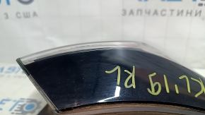 Left outer fender light for a Jeep Cherokee KL 19-23, scratches, and sand.