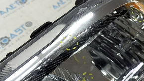 Ford Escape MK3 17-19 Restyling Halogen Light Front Right Headlight, Sand, and Scratches