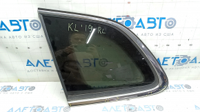 Jeep Cherokee KL 19-20 chrome rear left window, chrome scratches