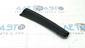 Right windshield wiper seal for Ford Escape MK3 2017-2019, cracked seal, scratch