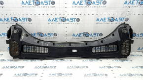 Plastic windshield wiper grille for Ford Escape MK3 13-19 models with crack in mounting