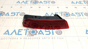 Jeep Cherokee KL 19-23 rear left reflector scratch