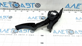 Jeep Grand Cherokee WK2 11-22 gas pedal