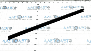 Jeep Grand Cherokee WK2 11-22 Front Left Inner Door Glass Seal