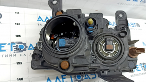 Right front headlight for Jeep Grand Cherokee WK2 17-22 halogen, light, without back cover, scratches, ready for polishing