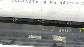 Left threshold for Jeep Grand Cherokee WK2 11-22 structure, broken fasteners, scratches