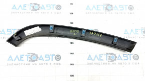 Lower rear left door arch trim for Jeep Grand Cherokee WK2 11-22, structure, crack in fastening