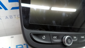 Chevrolet Volt 16's display and navigation system have scratches.