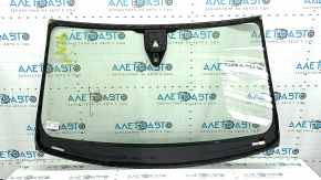 Audi Q7 16-19 windshield with camera and rain sensor, projection, non-heated, sand, scratches