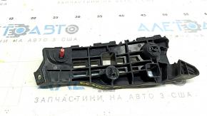 The front bumper mount, left, Lexus ES300h ES350 13-18, is broken.