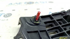 The front bumper mount, left, Lexus ES300h ES350 13-18, is broken.