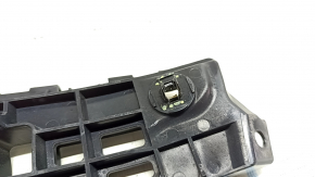 The front right bumper mount for a Lexus ES300h ES350 13-18 is broken.