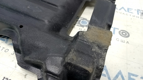 Rear left underbody protection for Lexus ES300h ES350 13-15 scratches on the underbody, minor defect