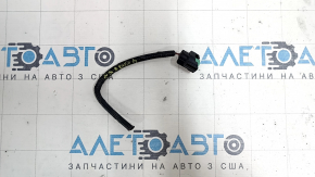 A chip for fog lights on a Lexus ES300h ES350 13-15 pre-restyling