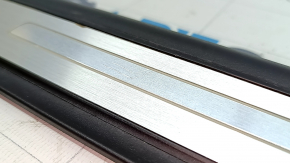 Front left outer door sill trim for Audi Q7 16-25, black with chrome, backlit, scratches