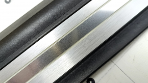 Front right outer door sill trim for Audi Q7 16-25, black with chrome, backlit, scratches