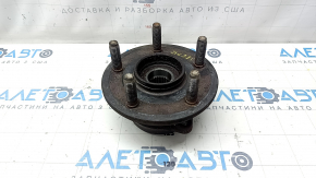 Jeep Grand Cherokee WK2 11-22 front left hub rusty