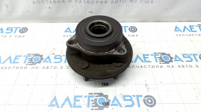 Jeep Grand Cherokee WK2 11-22 front left hub rusty