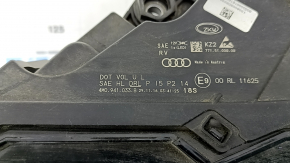 Left front headlight assembly for an Audi Q7 16-19 LED, cracked paint