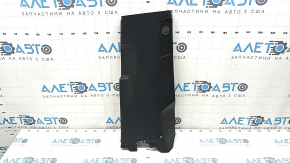 Audi Q7 16-25 black center pillar trim, lower right, scratched