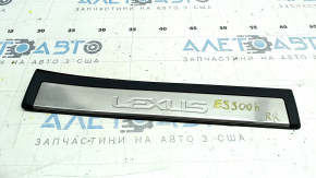 Rear right outer door sill plate for Lexus ES300h ES350 13-18 chrome, scratches