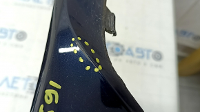 Right front bumper lip for Audi Q7 16-19, blue, broken mount, scratch
