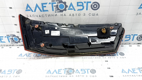 Right headlight Audi Q7 16-19 scratches